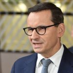 A volt lengyel kormányfő is versenybe szállna a Jog és Igazságosság párt elnöki tisztségéért, ha Kaczynski lemondana