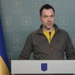 Aresztovics: Zelenszkij elutasította a kedvező békemegállapodást