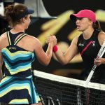 Australian Open: Kiesett a női világelső Swiatek