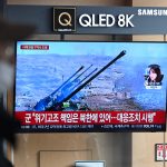 Észak-Korea tüzérségi gyakorlatot indított a dél-koreai tengeri határ közelében