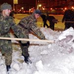 Iskolákban függesztették fel az oktatást, országutakat zártak le a heves havazás miatt Románia keleti részén