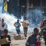 Rendőrök tüntetése erőszakba torkollott Pápua Új-Guineán, többen meghaltak