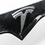 Újabb modelleket hív vissza a Tesla: ez a probléma velük
