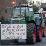 Útját állták a miniszternek a tüntető német gazdák