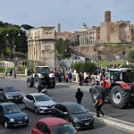 A Róma körüli földeken gyülekeznek a tüntető olasz gazdák