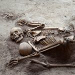 Az ölelkező csontváz eredete