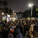 Dühösek a túszok hozzátartozói, számon kérték Netanjahut