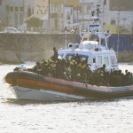 Elsüllyedt egy migránsokkal teli gumicsónak Tunézia partjainál