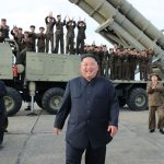 Észak-Korea irgalmatlan tempóban fokozza a hadianyagok gyártását