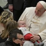 Ferenc pápa az üldözött keresztényekről beszélt hamvazószerdán