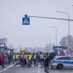 Tiltakozó lengyel gazdák eltorlaszolták az összes lengyel–ukrán határátkelőt