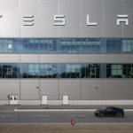 Elon Musk: „A világ legbutább ökoterroristái” okozhatták a Tesla németországi üzemének áramszolgáltatását megszakító tüzet