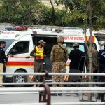 Iszlamista lázadók öngyilkos támadásban megöltek több katonát Pakisztánban