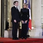 Macron tagadja, hogy a felesége transznemű lenne