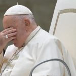 Magyarázkodni kényszerült a Vatikán Ferenc pápa szavai miatt