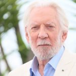 Novemberben jelenik meg Donald Sutherland memoárja