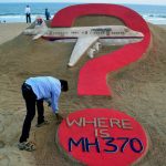 Perverz, szexőrült repülőgép-pilóta ölhetett meg 239 embert