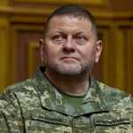 A menesztett ukrán főparancsnok politikusként folytatja pályafutását