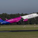 A Wizz Air járatainak 10 százaléka repülhet zöld üzemanyaggal az évtized végére