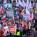 Az abortusztörvény liberalizálása ellen tüntettek Varsóban