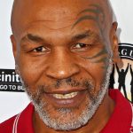 Erődemonstrációt tartott Mike Tyson fiatal ellenfelével (VIDEÓ)