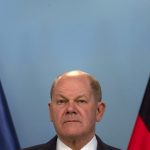 Scholz szerint egy NATO-n belüli erős európai pillérre van szükség