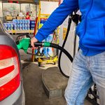 A kormány az üzemanyagok jövedéki adójának emelését javasolja