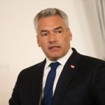 Az osztrák kancellár jelezte részvételét a svájci békecsúcson