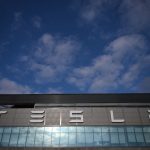Eljárást indítottak a Tesla berlini üzeménél rendezett tüntetés résztvevői ellen
