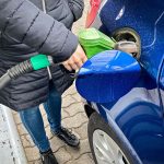 Jelentősen csökkenhetnek a hazai üzemanyagok árai