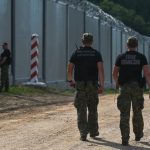 Lengyel katonát késelt meg egy migráns