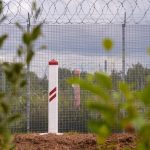 Lettország tankcsapdákkal védekezik az orosz határon
