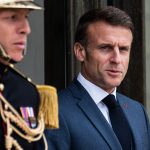 Macron: Szolidaritásomat fejezem ki Fico családjával és a szlovák néppel
