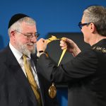 Pinchas Goldschmidt zsidó vezető kapta a 2024-es Nagy Károly-díjat