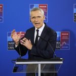 Stoltenberg: A NATO tagállamok vállaljanak többéves kötelezettséget, hogy támogatni fogják Ukrajnát