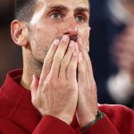 Dráma Párizsban: Djokovic majdnem elvérzett