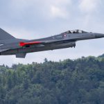 Elfogtak egy dán F–16-ost az oroszok az égen