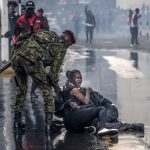 Lángokban a kenyai parlament, sok a halott