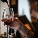 Tényleg nem árt az egészségnek a napi egy pohár bor?