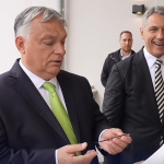 Tisza-ajándék Orbán Viktornak