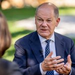 Olaf Scholz: Oroszország fejezze be az ukrajnai háborút, ha nem akar amerikai rakétákat Németországba