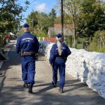 A rendőrség kéri, hogy katasztrófaturisták ne akadályozzák az árvízi védekezést