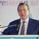 Gerhard Schröder: Oroszország legyőzhetetlen