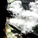 Kiderült, mi történik a testével, ha leteszi az e-cigarettát