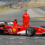 Michael Schumacher utolsó Forma–1 autóját árverésre bocsátják