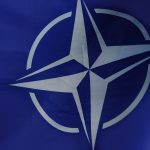 Politico: A NATO új Oroszország-stratégián dolgozik