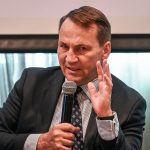 Sikorski: Lengyelország biztonsága fontosabb, mint az Ukrajnának nyújtott támogatás