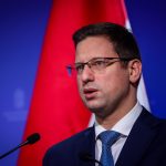 Gulyás Gergely: Egész Európa érdeke, hogy béke legyen