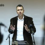 Menczer Tamás: Magyar Péter veszélybe sodorná Magyarországot